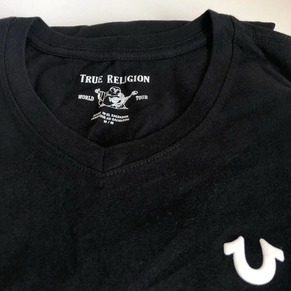 New Authentic TRUE RELIGION Mens Black Horseshoe Logo V Neck Medium T-Shirt - Picture 5 of 5